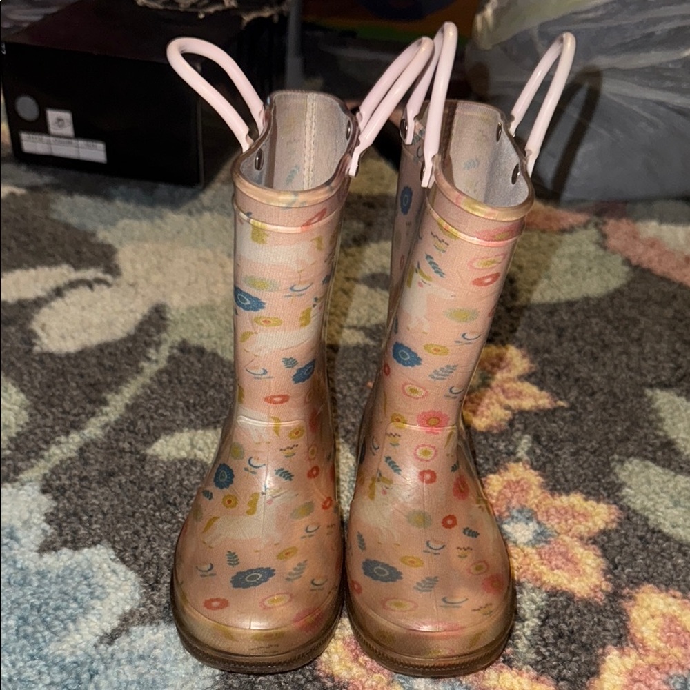 Kids Light up Unicorn 🦄  Floral 🌸💐 Rain Boots SZ 28/ 11 Toddler